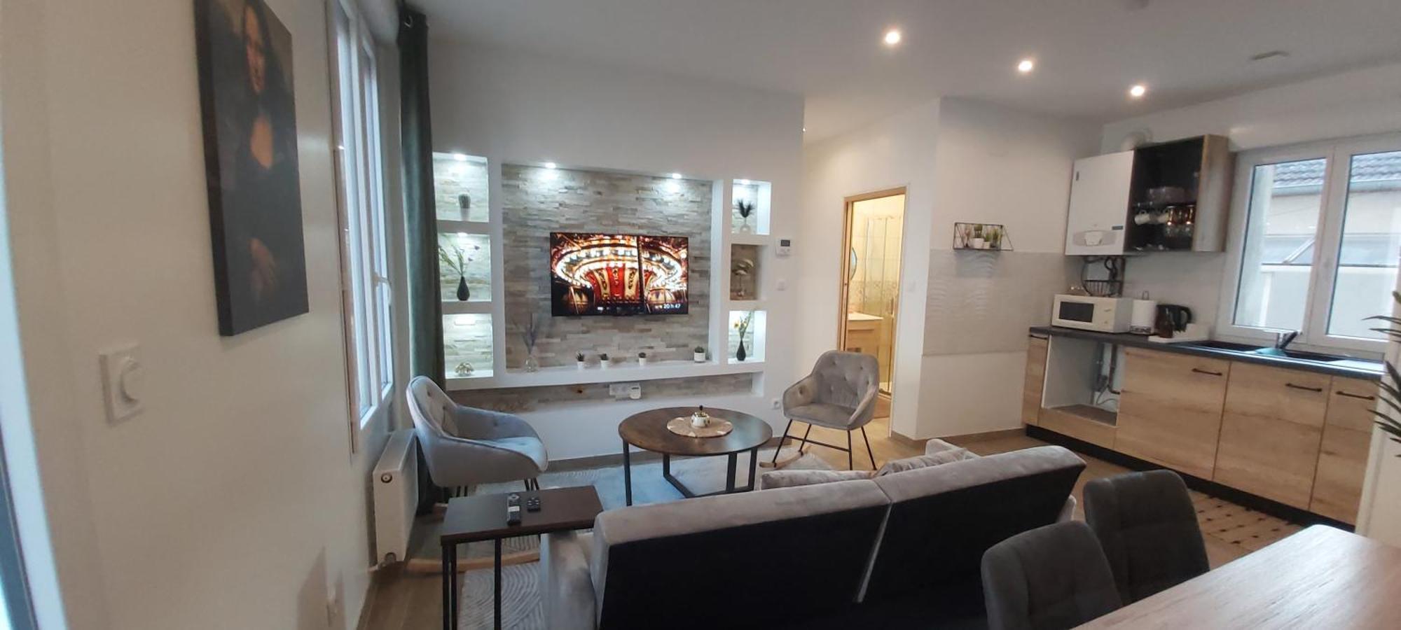Les Suite Appartement A Chalon Sur Saone Habitación foto